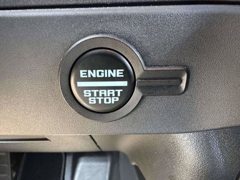 Used 2025 Ford Bronco Badlands AWD/4WD image 20