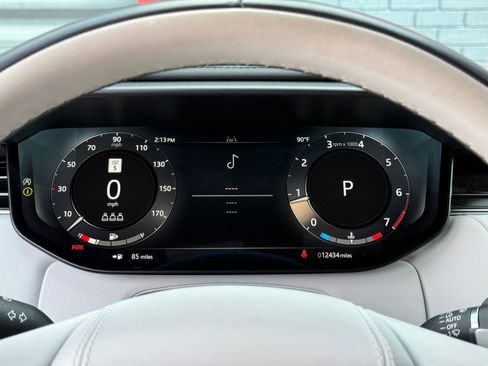 Used 2024 Land Rover Range Rover Sport Dynamic SE image 30