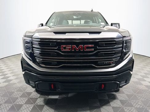 Used 2024 GMC Sierra 1500 AT4 w/ Technology Package image 3