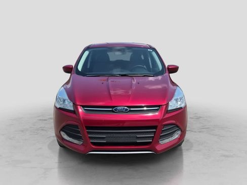 Used 2016 Ford Escape SE w/ SE Cold Weather Package FWD image 3