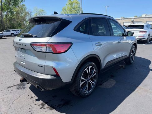 Used 2022 Ford Escape SEL w/ SEL Stealth AWD Package image 7