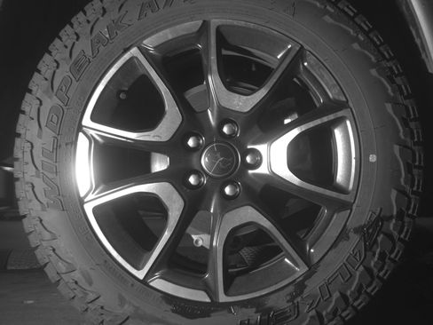 Used 2025 Jeep Compass Trailhawk AWD/4WD image 15