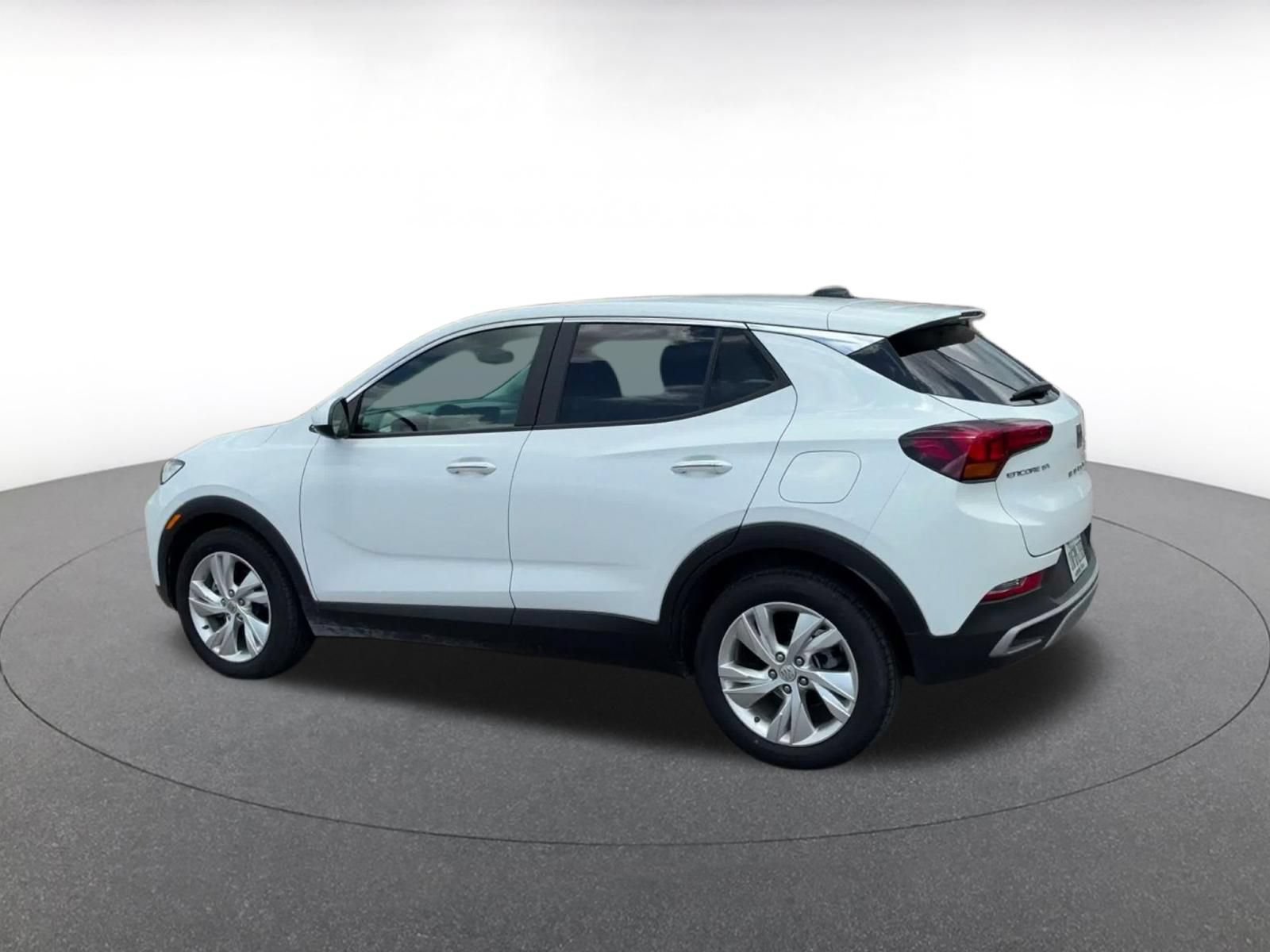 Used 2026 Buick Encore GX Preferred FWD image 9