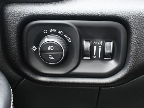 Used 2024 RAM 2500 Laramie image 40