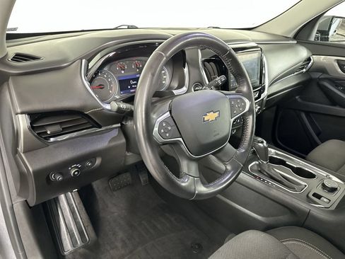 Certified 2020 Chevrolet Traverse LT FWD image 13