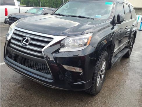 Used 2014 Lexus GX 460 Luxury AWD/4WD image 3