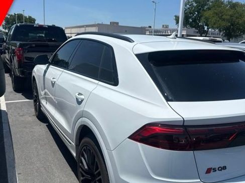 Used 2026 Audi SQ8 Premium Plus AWD/4WD image 2