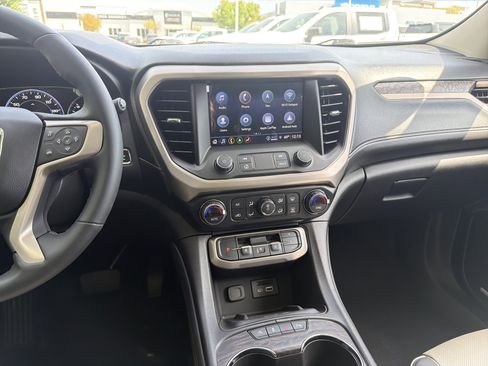 Used 2023 GMC Acadia Denali w/ Black Diamond Edition AWD/4WD image 30
