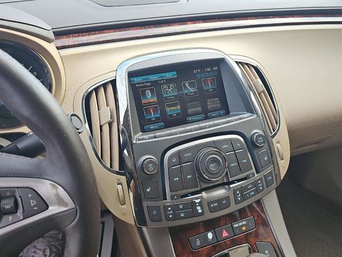 Used 2013 Buick LaCrosse Leather image 13