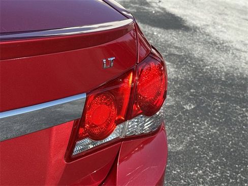 Used 2014 Chevrolet Cruze LT w/ RS Package image 17