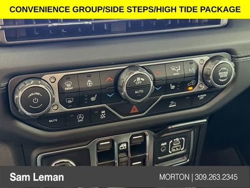 New 2025 Jeep Gladiator Sport image 15