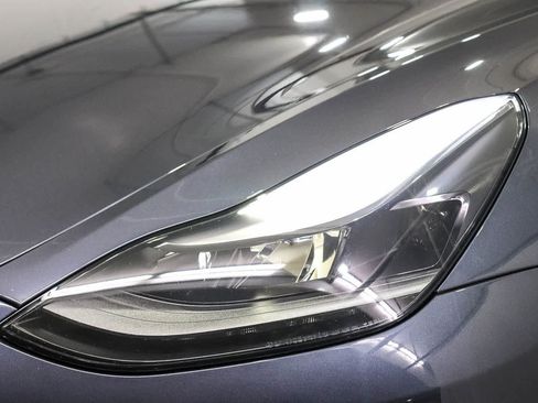 Used 2023 Tesla Model 3 Standard Range RWD image 7