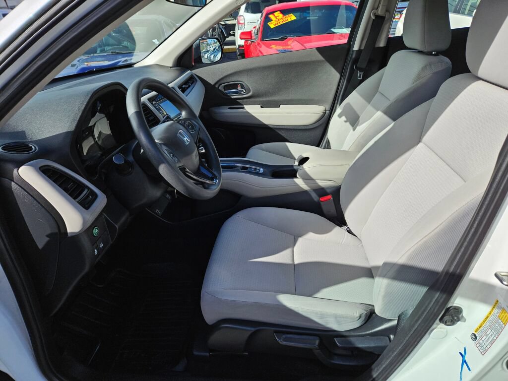Used 2020 Honda HR-V LX image 15