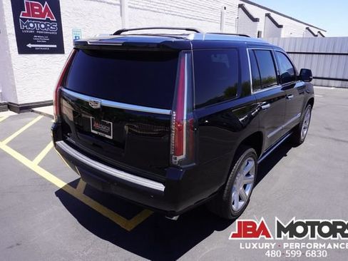 Used 2018 Cadillac Escalade Premium Luxury AWD/4WD image 68
