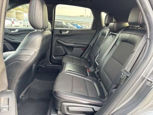 Used 2024 Ford Escape ST-Line image 19