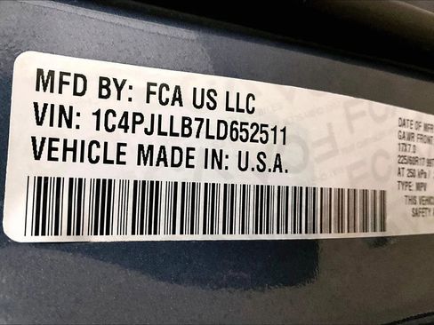 Used 2020 Jeep Cherokee Latitude Plus image 33