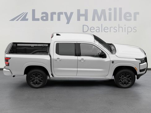 New 2026 Nissan Frontier SV w/ SV Convenience Package AWD/4WD image 4