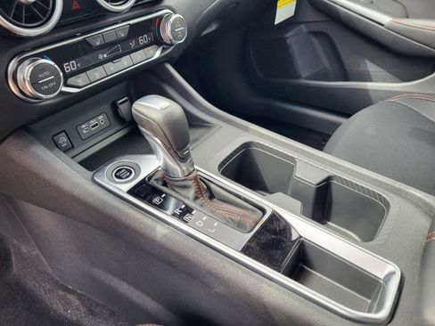 New 2025 Nissan Sentra SR image 13