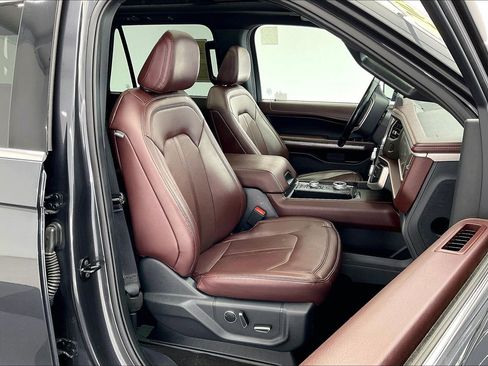 Used 2023 Ford Expedition Max Limited AWD/4WD image 6