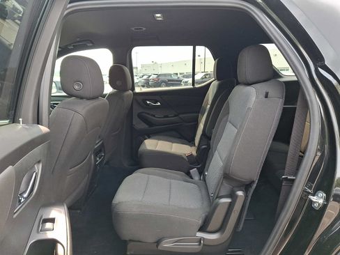 Used 2023 Chevrolet Traverse LT AWD/4WD image 10