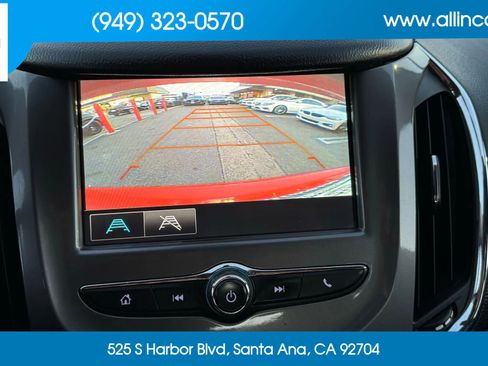 Used 2017 Chevrolet Cruze LT w/ Convenience Package FWD image 12