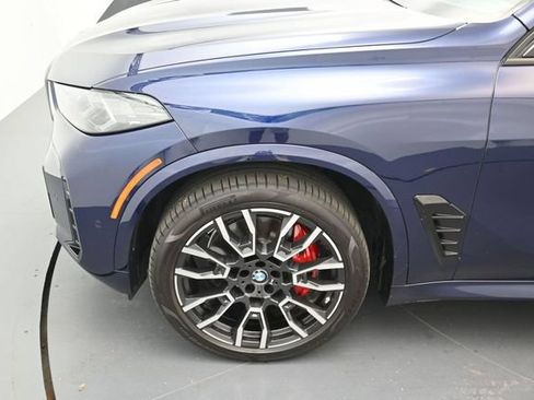 Used 2025 BMW X5 xDrive40i w/ M Sport Package AWD/4WD image 9