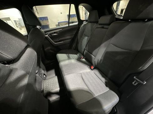 Used 2023 Toyota RAV4 SE image 24