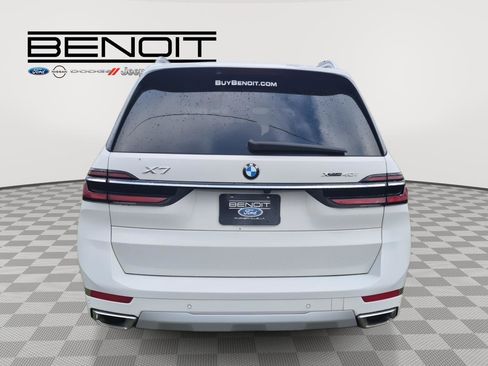 Used 2024 BMW X7 xDrive40i image 5