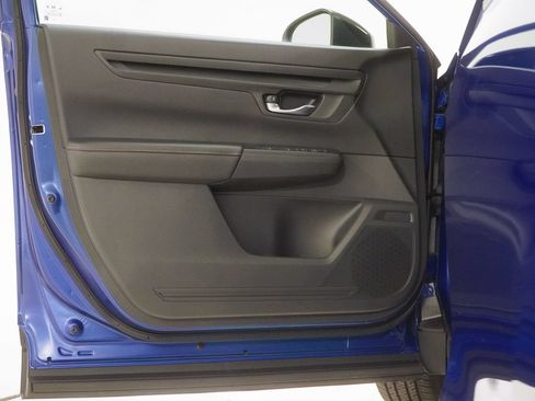 Certified 2025 Honda CR-V Sport image 18