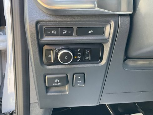 Used 2023 Ford F150 Lariat w/ Equipment Group 502A High image 17