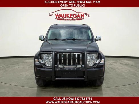 Used 2011 Jeep Liberty Sport w/ Popular Equipment Group AWD/4WD image 2