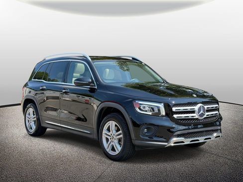 Used 2023 Mercedes-Benz GLB 250 w/ Premium Package image 1
