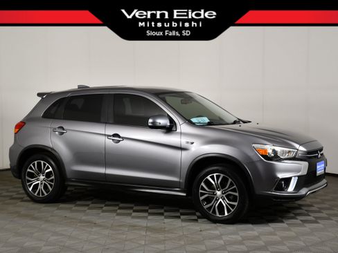 Used 2019 Mitsubishi Outlander Sport SE AWD/4WD image 1
