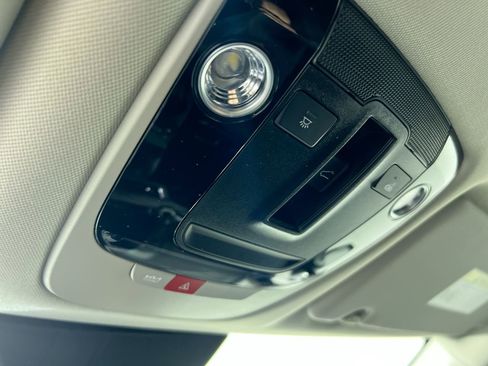 Certified 2025 Kia Sportage SX image 18