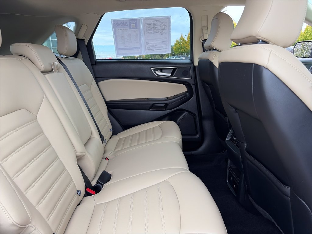 Used 2024 Ford Edge SEL w/ Convenience Package AWD/4WD image 33