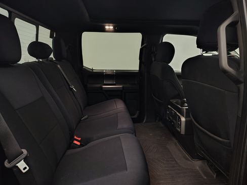 Used 2018 Ford F150 XLT w/ Equipment Group 302A Luxury AWD/4WD image 17