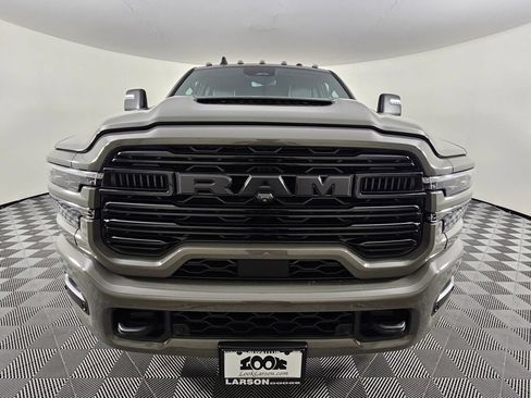 New 2026 RAM 2500 Laramie AWD/4WD image 9