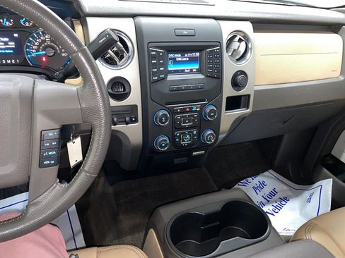 Used 2014 Ford F150 XLT w/ XLT Chrome Package image 17