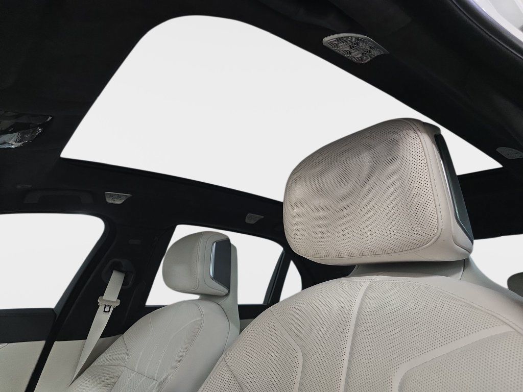 Used 2023 BMW 740i RWD image 29