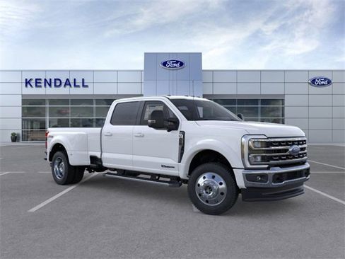New 2026 Ford F450 XLT w/ XLT Premium Package image 7