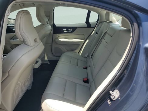Used 2024 Volvo S60 B5 Core FWD image 34