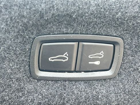 Certified 2020 Porsche Taycan 4S AWD/4WD image 19
