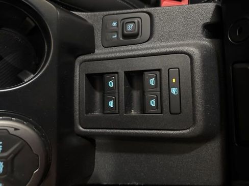 Used 2025 Ford Bronco Outer Banks image 34