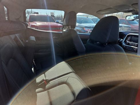 Used 2019 Chevrolet Colorado LT w/ Luxury Package, Chrome image 14