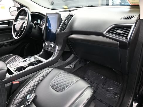 Used 2024 Ford Edge Titanium AWD/4WD image 48