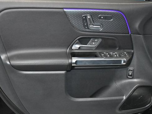 Certified 2025 Mercedes-Benz GLB 250 GLB 250 image 4