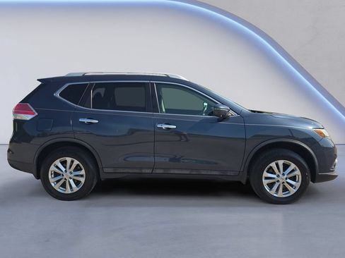 Used 2016 Nissan Rogue SV w/ SV Premium Package FWD image 7
