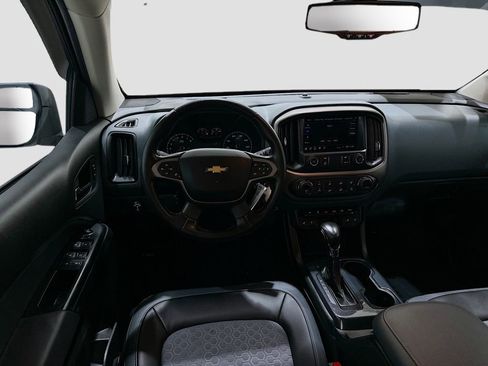 Used 2022 Chevrolet Colorado Z71 AWD/4WD image 21