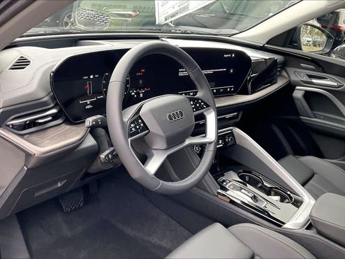 New 2025 Audi Q5 Premium Plus image 8