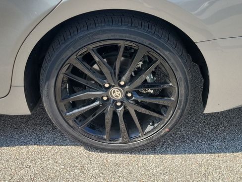 Used 2024 Toyota Camry XSE w/ Driver Assist Package FWD image 5